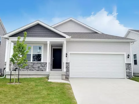 2209 N 7th St, Indianola, IA 50125