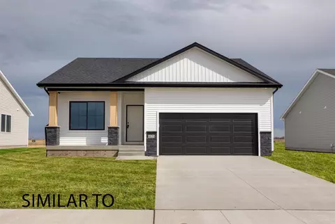 1540 Werthman Dr, Waukee, IA 50263