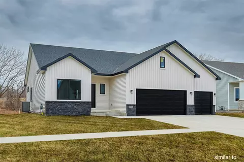 1550 Werthman Dr, Waukee, IA 50263
