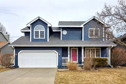 4815 Meadow Valley Dr, West Des Moines, IA 50265
