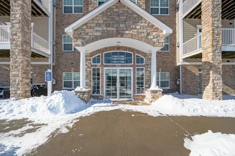 8350 Ep True Pkwy #1306, West Des Moines, IA 50266