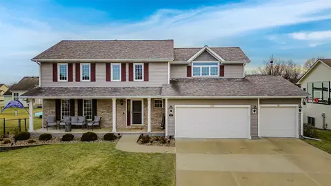 14312 Brookshire Dr, Urbandale, IA 50323