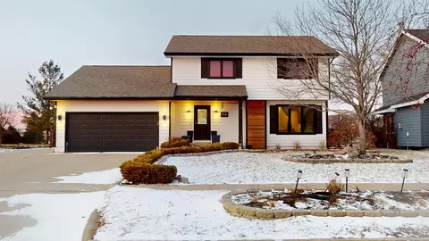 914 NW 22nd St, Ankeny, IA 50023