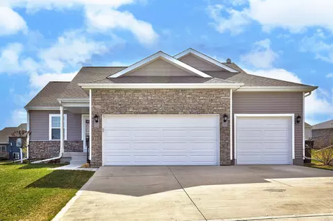 1731 Roebling Rd, Adel, IA 50003