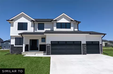 1003 SW Boulder Dr, Grimes, IA 50111