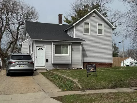 819 Division St, Boone, IA 50036