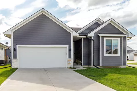 720 NE Pearl Dr, Ankeny, IA 50021