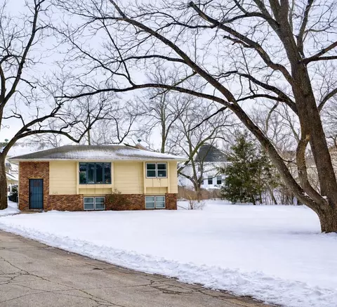 1215 SW Ankeny Rd, Ankeny, IA 50023