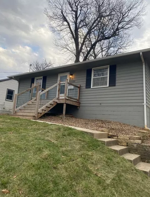 3100 Seneca Ave, Des Moines, IA 50310