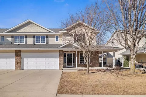 2770 NW 154th Ct, Clive, IA 50325