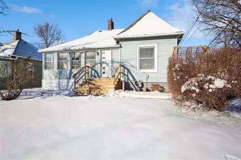 636 35th St, Des Moines, IA 50312