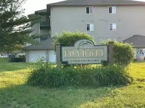 10111 Sutton Dr #3, Urbandale, IA 50322