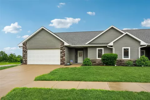 302 Coneflower Ct, Monroe, IA 50170