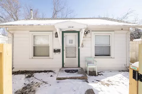 1519 46th St, Des Moines, IA 50311