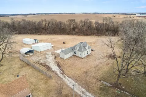 23749 Turner Ct, Pleasantville, IA 50225