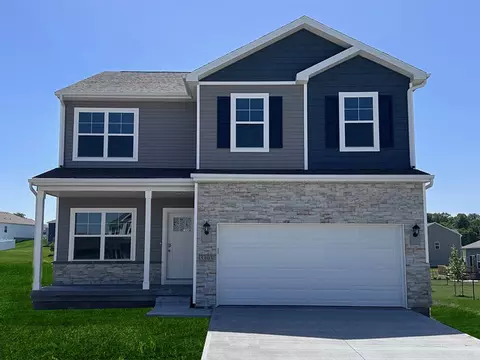 1355 Mallard Ln, Waukee, IA 50263