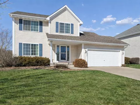 15427 Winston Ave, Urbandale, IA 50323
