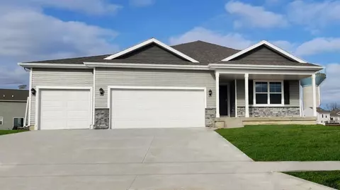 1380 Mallard Ln, Waukee, IA 50263