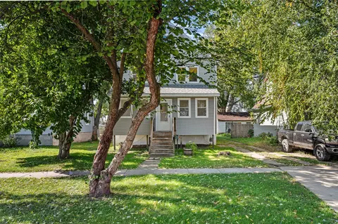 120 7th St, West Des Moines, IA 50265