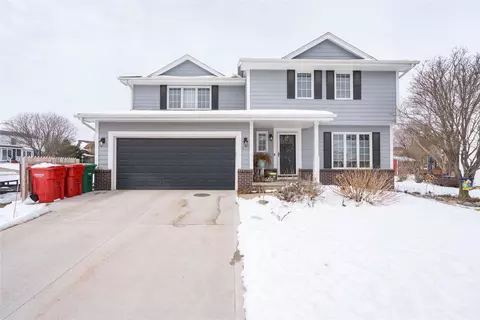 402 NW Winterberry St, Ankeny, IA 50023