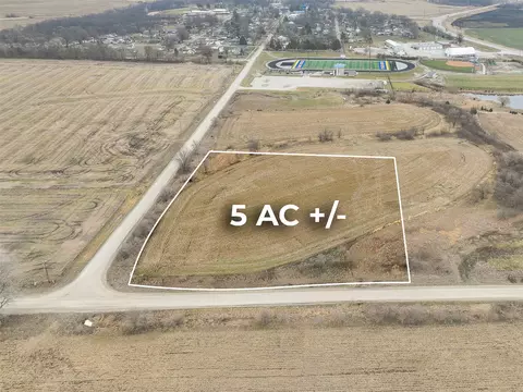 000 Hwy 92 Hwy, Prole, IA 50229