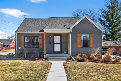 1715 61st St, Des Moines, IA 50322
