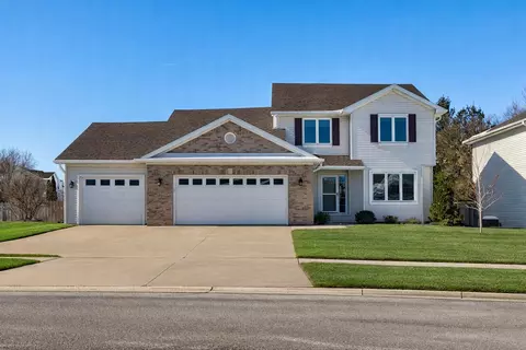 4943 Hemingway Dr, Ames, IA 50014