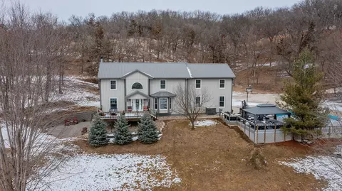 2533 290th St, Peru, IA 50222