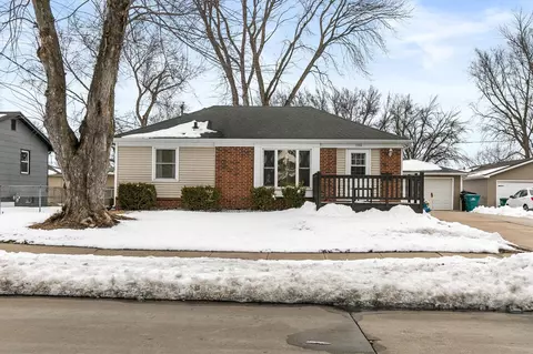 306 NE 5th St, Ankeny, IA 50021