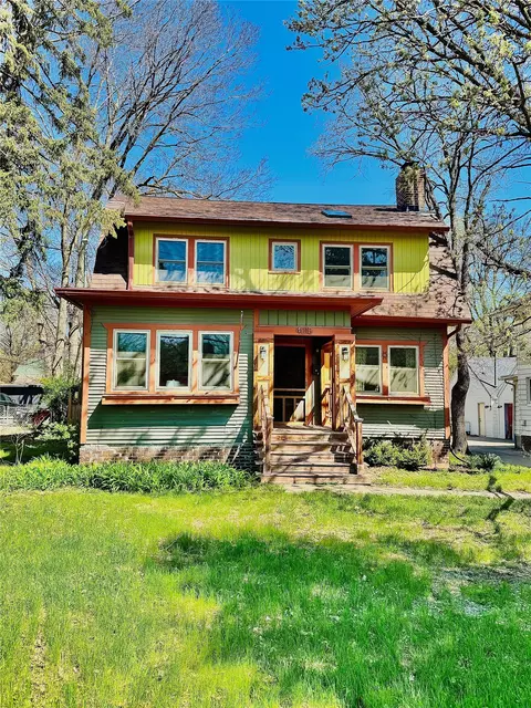 4015 University Ave, Des Moines, IA 50311