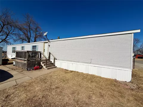 500 Hy-vee Rd #9, Chariton, IA 50049