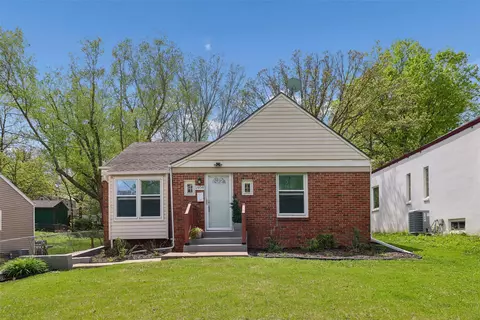 1404 Burlington Ter, Des Moines, IA 50314