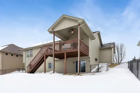 5515 NE Hillcrest Dr, Ankeny, IA 50021