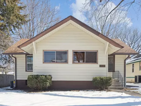 3837 3rd St, Des Moines, IA 50313