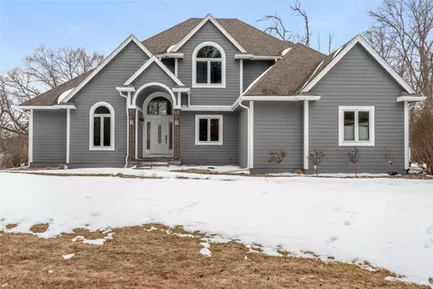 9975 NW 121st St, Granger, IA 50109