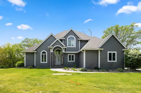 9975 NW 121st St, Granger, IA 50109