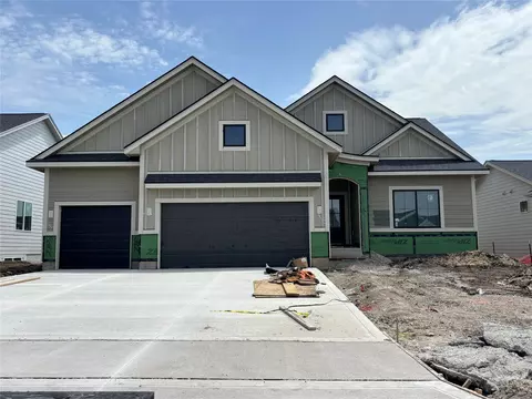 4709 178th St, Urbandale, IA 50323