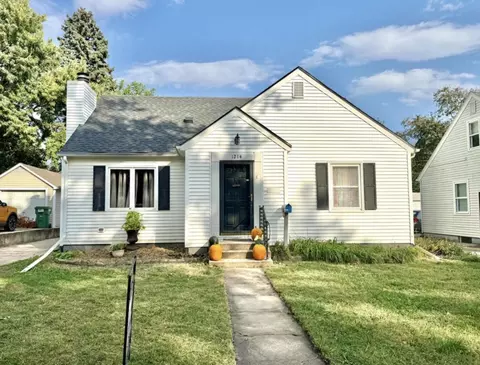 1214 Northwestern Ave, Ames, IA 50010