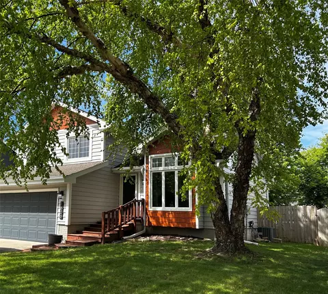 1606 NW Linwood Dr, Ankeny, IA 50023