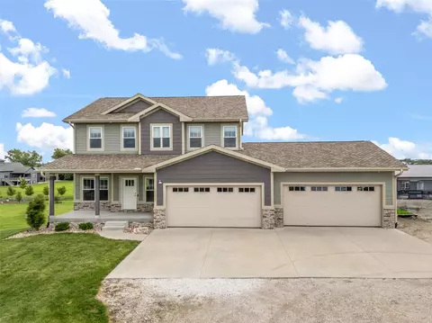 11515 NW 106th Ave, Granger, IA 50109