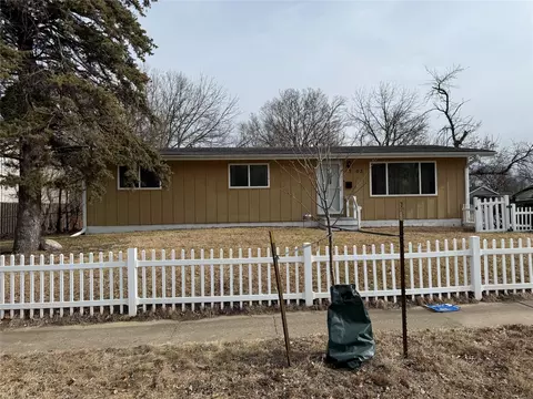 1303 E 17th St, Des Moines, IA 50316