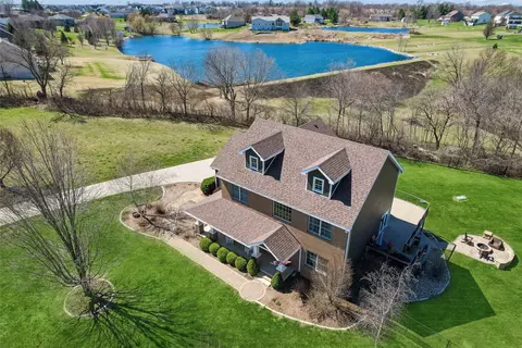 3021 N Cattail Crk, Cumming, IA 50061