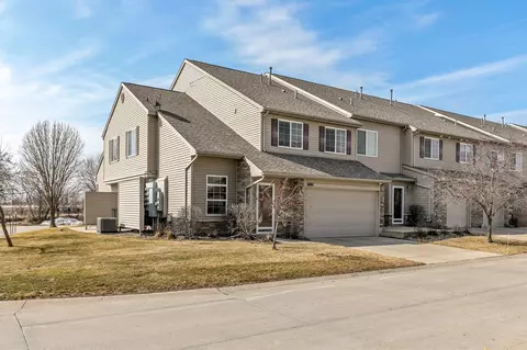 601 Orchard Hills Dr #6001, Norwalk, IA 50211