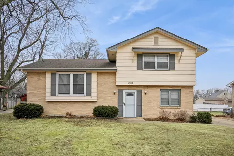 4320 66th St, Urbandale, IA 50322