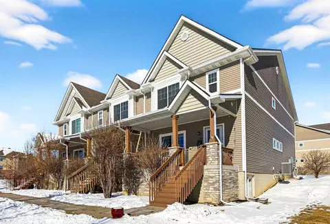 6373 Wistful Vista Dr, West Des Moines, IA 50266