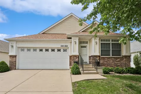 280 S 79th St #1802, West Des Moines, IA 50266