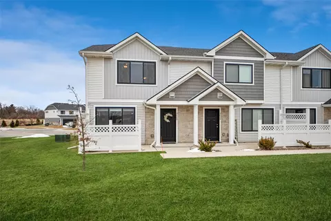2660 SE Osier Ave, West Des Moines, IA 50265
