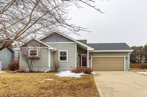 301 NE Mandy Ln, Ankeny, IA 50021