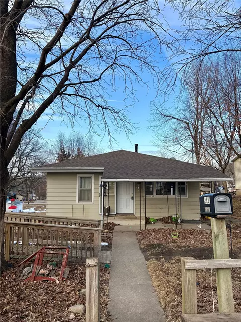 216 E Washington St, Colfax, IA 50054