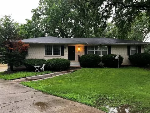 3808 SW 12th St, Des Moines, IA 50315